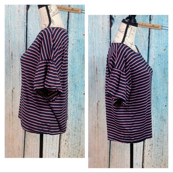 BOBEAU NWT Navy Red Striped Knit Bubble Sleeve Top - Picture 4 of 9